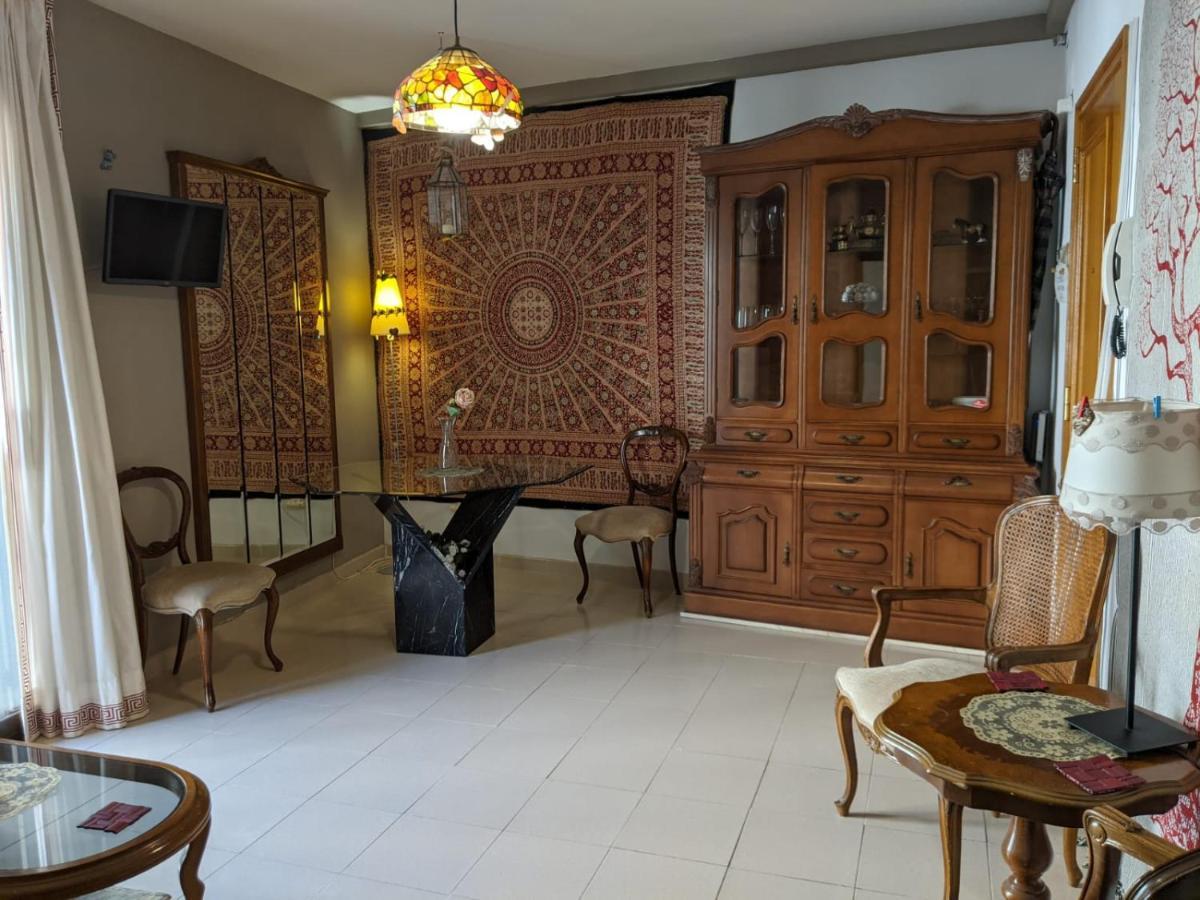 Appartamento Apartament Elizabet Tarragona Esterno foto